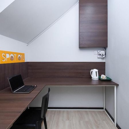 Spot On 89838 Lm Residence Miri Luaran gambar